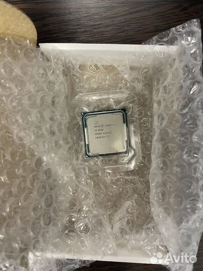 Процессор i3 8100