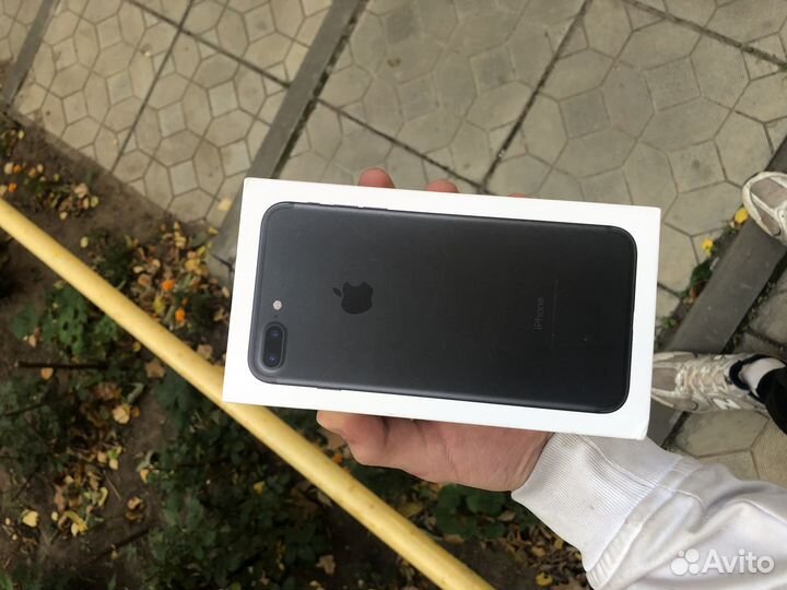 iPhone 7 Plus, 32 ГБ