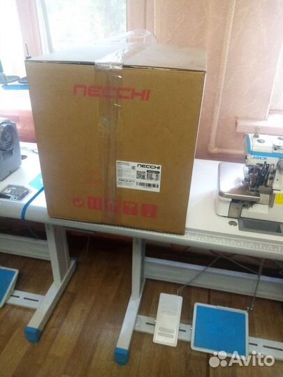 Швейно вышивальная машина