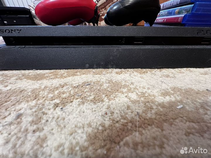 Sony PS4 slim+2 геймпада