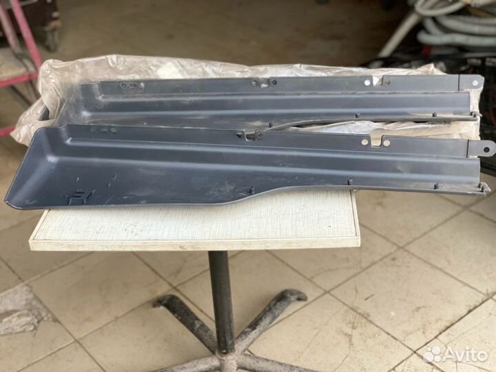 Volvo накладка на крыло, продолжение крыла левое