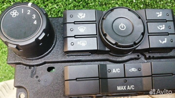 Блок управления климат-контролем Ford Escape 2