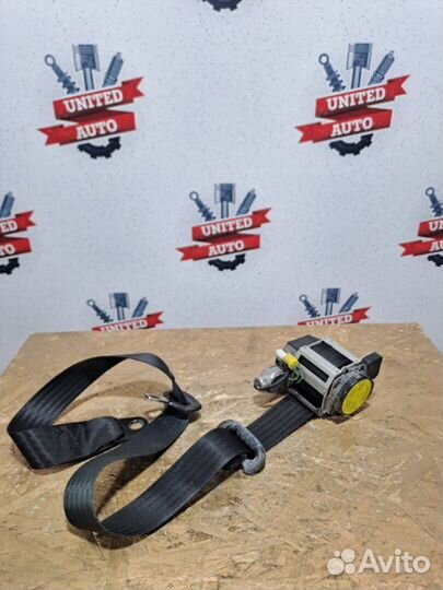 Ремень безопасности передний левый Opel Zafita A