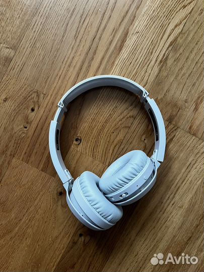 Bluetooth наушники Philips
