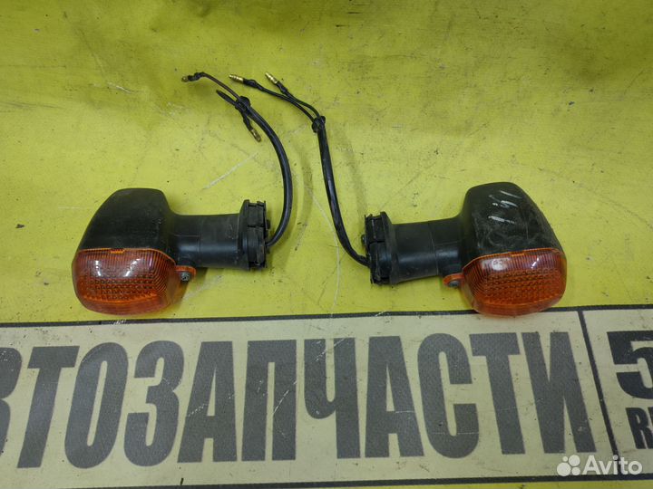 Yamaha r1 Ямаха р1 поворотники передние оригинал