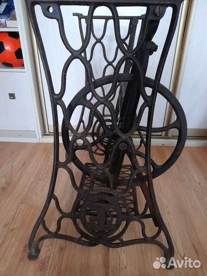 Станина от швейной машинки 