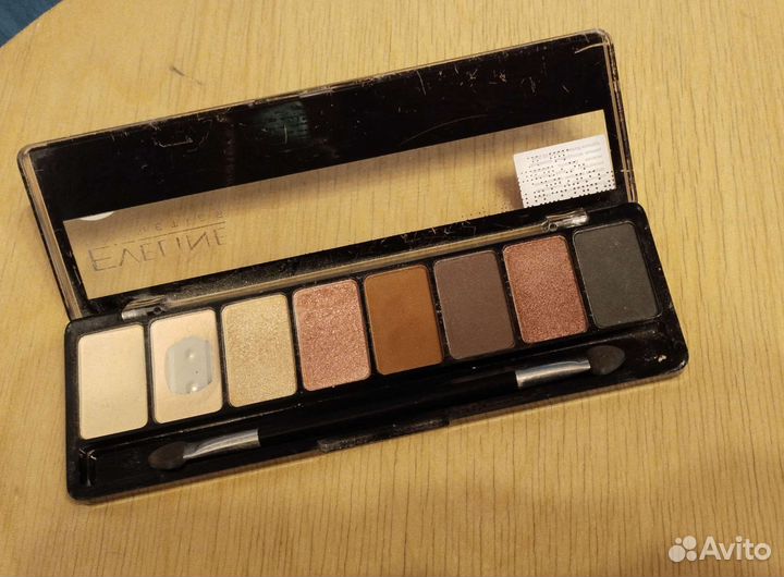 Тени для век