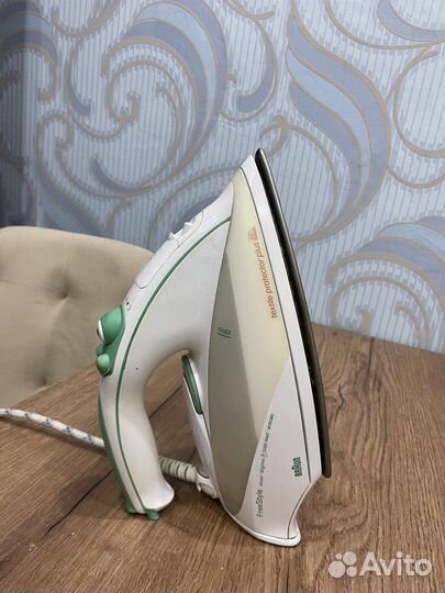 Утюг Braun