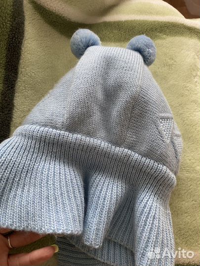 Зимняя шапочка для новорожденного