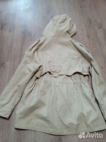 Ветровка для девочки