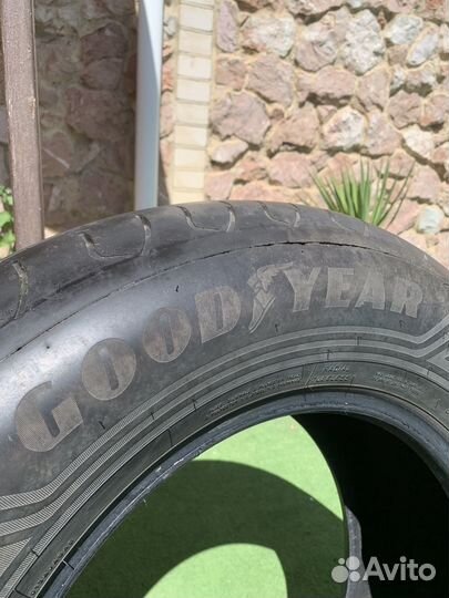 Goodyear EfficientGrip 2 SUV 265/65 R17