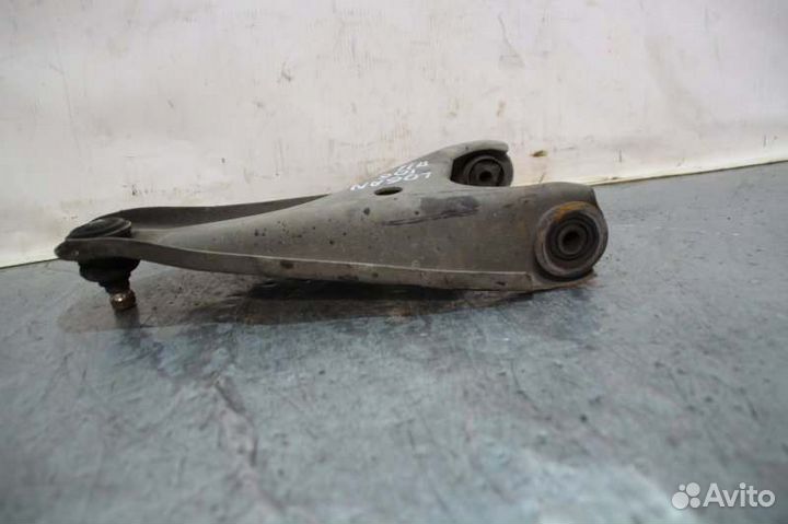 Рычаг подвески передний левый Renault Logan 1