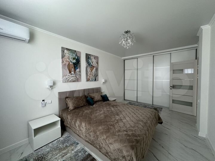 3-к. квартира, 100 м², 9/10 эт.