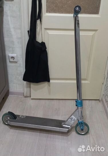 Трюковой самокат drive scooters park v2