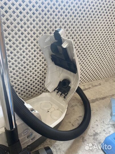 Моющий пылесос karcher