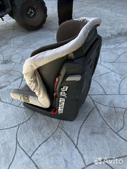Автокресло britax romer