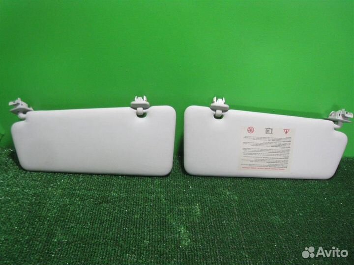 Козырек солнцезащитный (комплект) Renault Megane