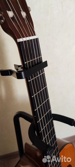 Классическая гитара yamaha CG 102 Indonesia