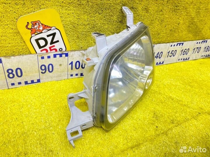 Фара передняя левая Toyota Town Ace Noah/Lite Ace