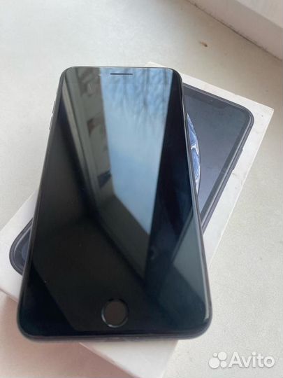 iPhone 8 Plus, 64 ГБ