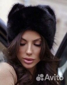 Шапка норковая c ушками и стразами — цвет черный