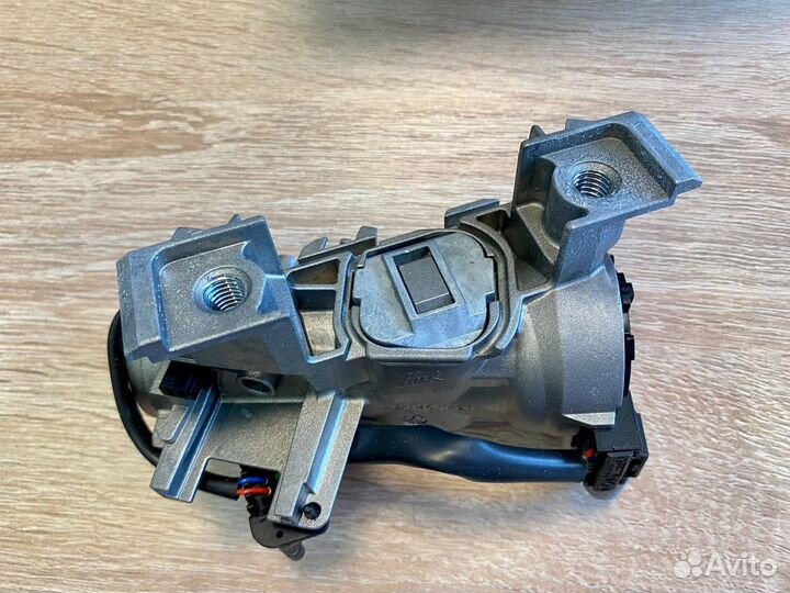 Новый замок зажигания Volkswagen Tiguan