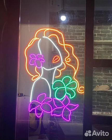 Неоновая вывеска