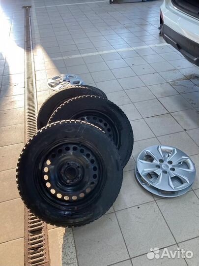 Toyo Observe Ice-Freezer 205/65 R16