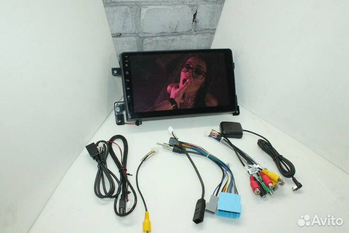 Штатная магнитола Suzuki Grand Vitara