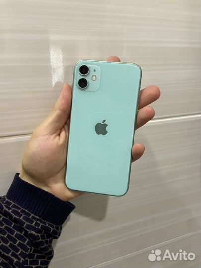 iPhone 11, 64 ГБ