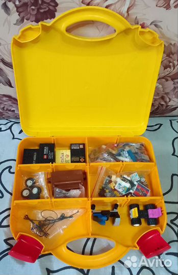 Лего, Лего-чемодан,Лего фигурки