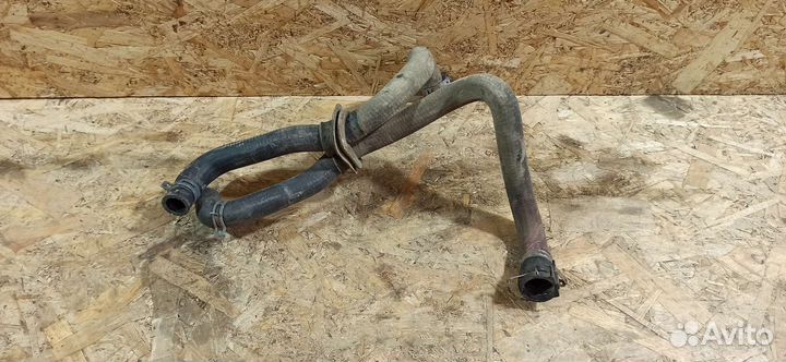 Патрубок печки Volkswagen Passat B 5+