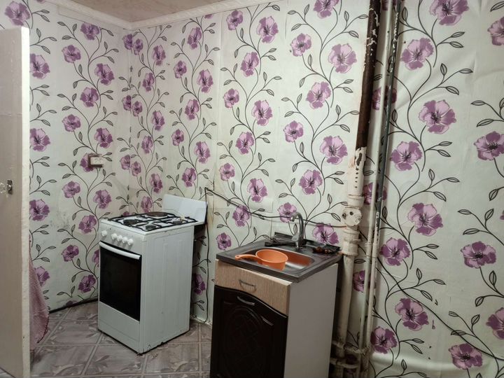 4-к. квартира, 64 м², 1/2 эт.