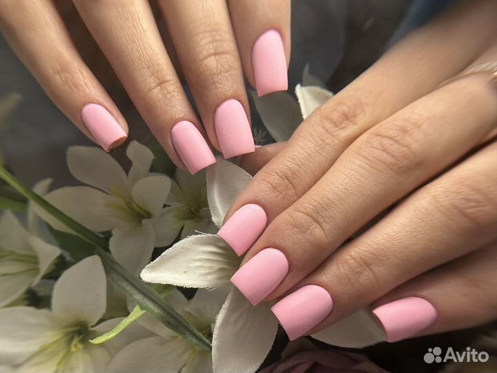 Нужна модель на маникюр