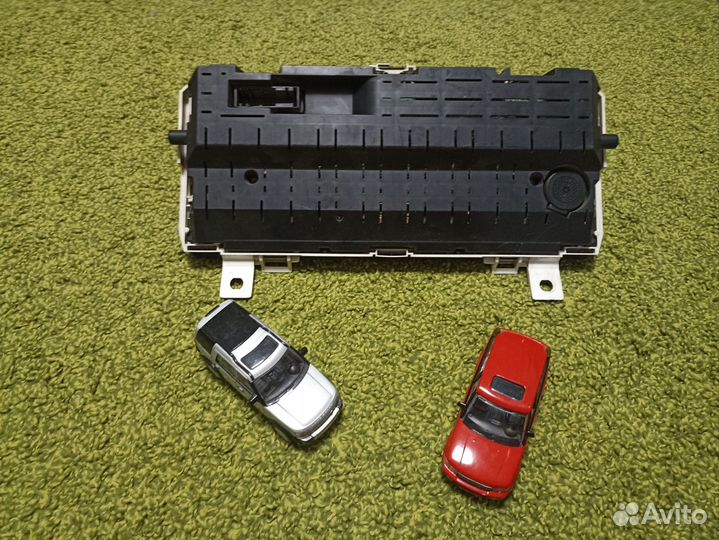 Приборная панель Range Rover Sport 2010-2013