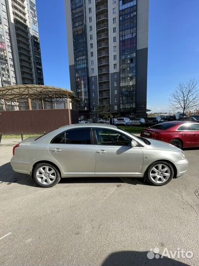 Toyota Avensis 2.4 AT, 2004, 235 000 км