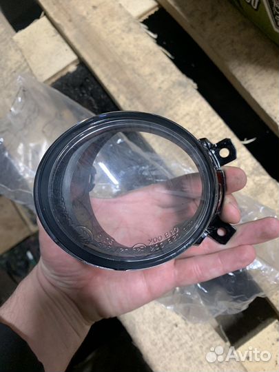 Фара противотуманная skoda новая