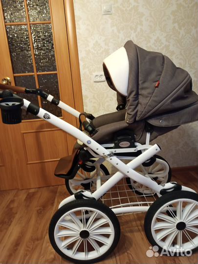 Коляска Bebe-Mobile Ines 2 в 1 R4