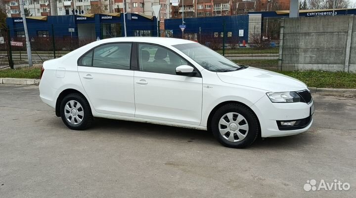 Skoda Rapid 1.6 МТ, 2019, 141 000 км