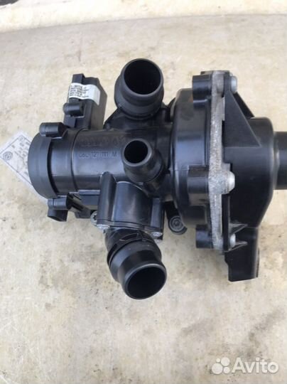 Корпус термостата с помпой Фольксваген тигуан 2