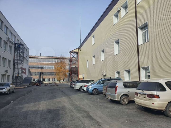 Производство, 3700 м²