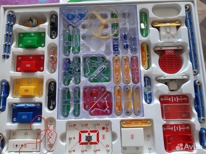 Электронный конструктор знаток 999 схем