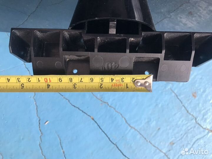 Стойка под телевизор