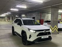 Toyota RAV4 2.5 AT, 2020, 64 000 км, с пробегом, цена 3 150 000 руб.