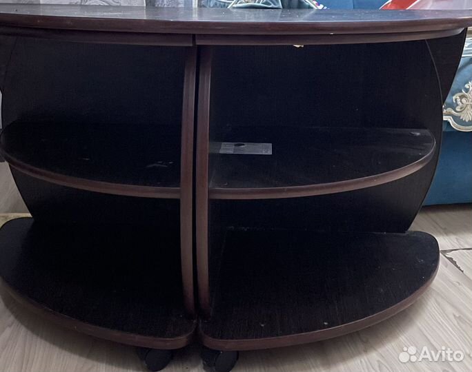 Журнальный столик