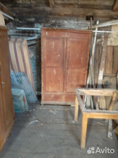 Антиквариат.3 шкафа