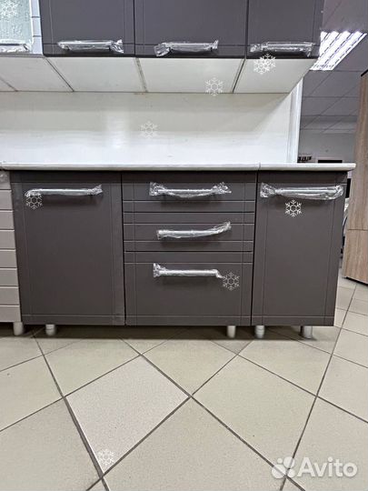 Кухня Кухонный гарнитур