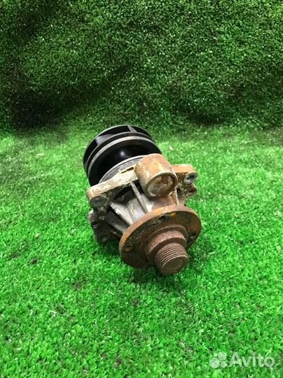 Помпа Bmw 5-Series E39 M52B20