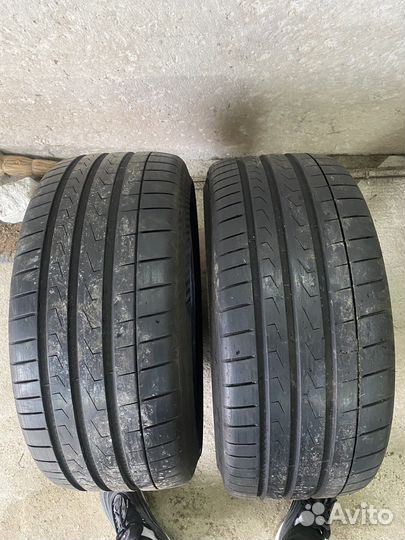 Vredestein Ultrac Vorti 235/35 R19