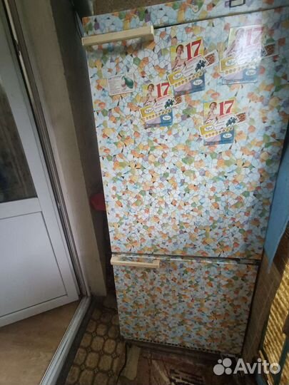 Холодильник бу маленький Мир зав. Серго